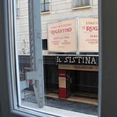 Relais Sistina Bed & Breakfast 2*